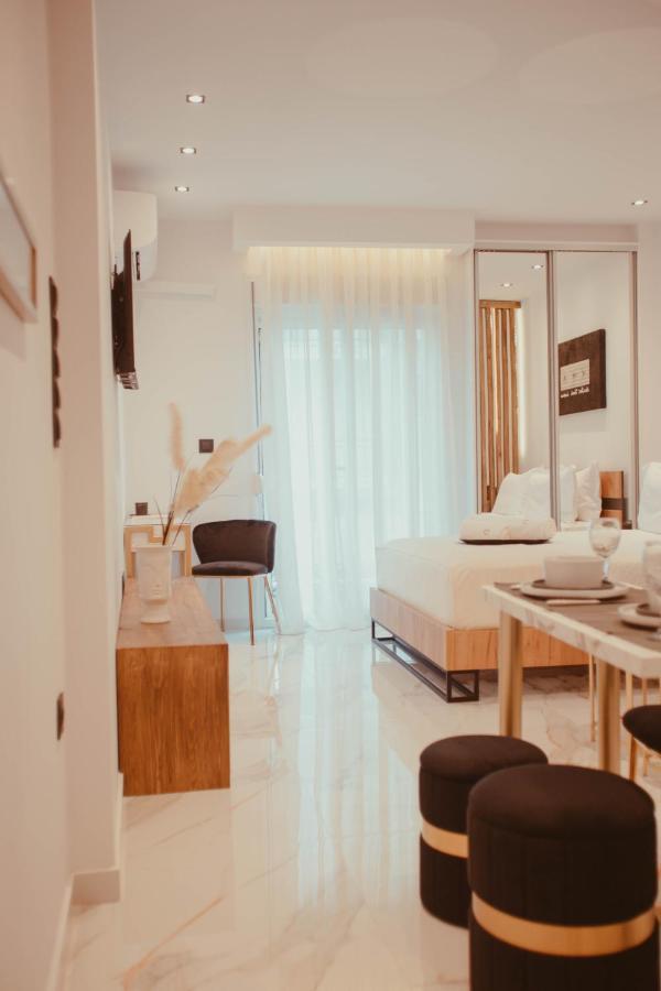 Aelia - Luxury Central Suite Αλεξανδρούπολη Εξωτερικό φωτογραφία